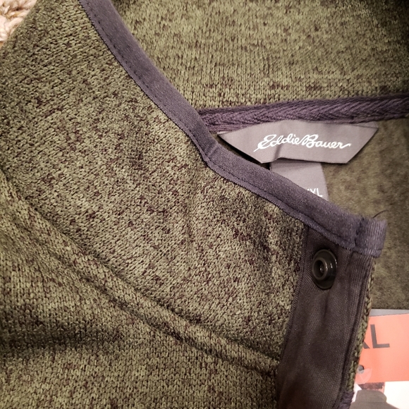 Eddie Bauer Convector Snap Mock - Picture 11 of 14